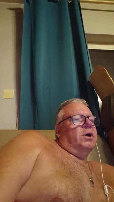 pleuven live cam on Cam4