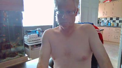 pmjones2 live cam on Cam4