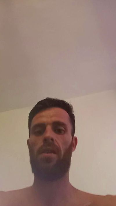 pocholo30 live cam on Cam4
