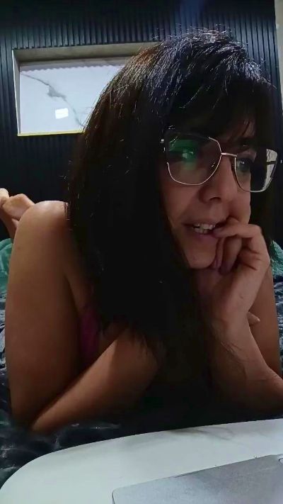 Watch  pokerdeasesx live on Cam4