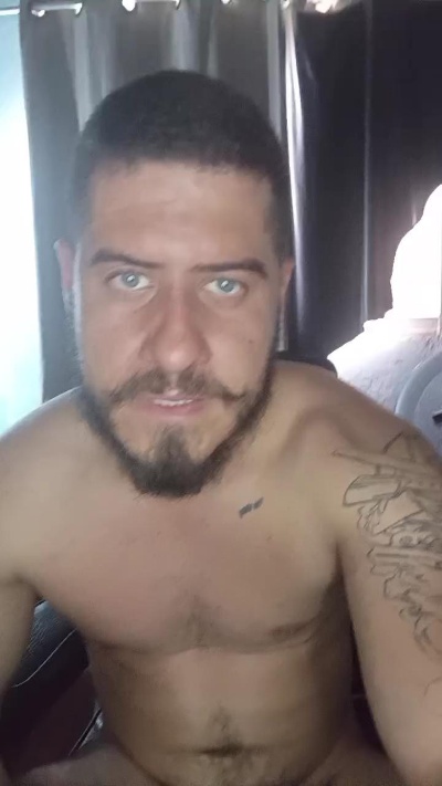 polaco061 live cam on Cam4