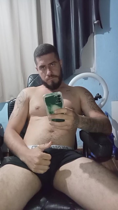 polaco061 live cam on Cam4