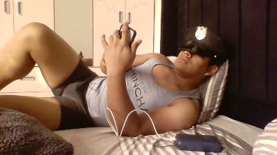 policia_vergon1 live cam on Cam4
