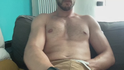 polinimarco23g1 live cam on Cam4