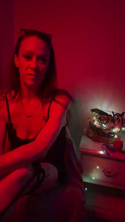 pookiejones live cam on Cam4