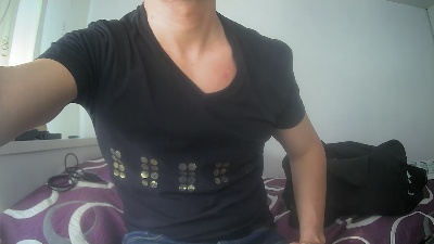 popli86 live cam on Cam4