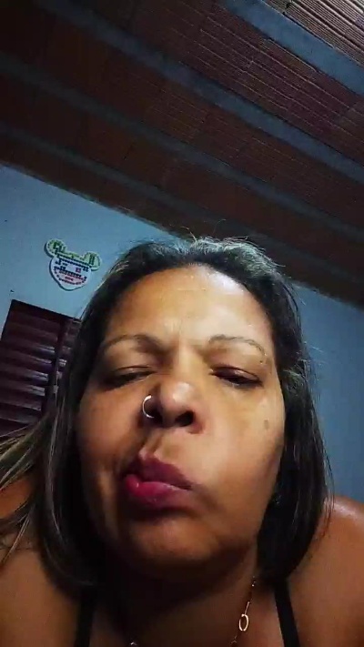 popozuda_hot live cam on Cam4