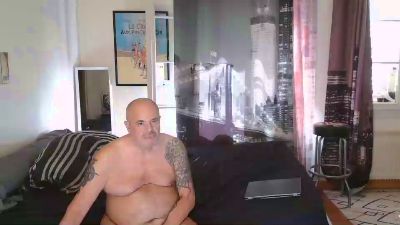 poppers50 live cam on Cam4
