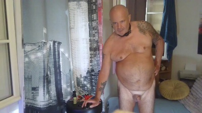 poppers50 live cam on Cam4