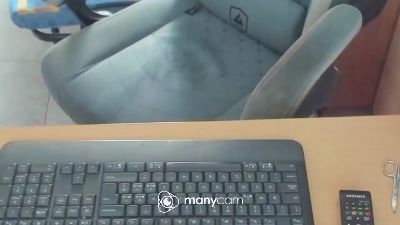 porcone774 live cam on Cam4