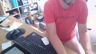 porquenao75 live cam on Cam4