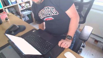 porquenao75 live cam on Cam4