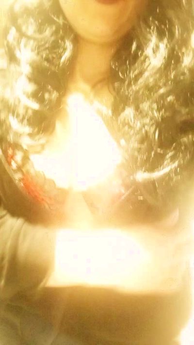 potra_hot live cam on Cam4