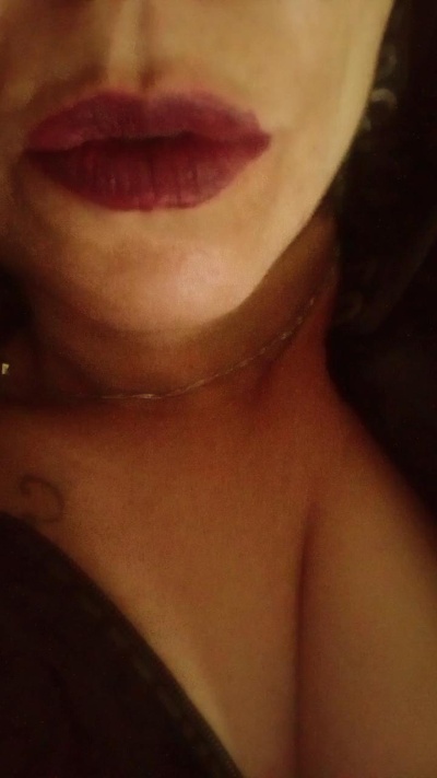 potra_hot live cam on Cam4