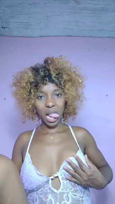 poupexxx live cam on Cam4