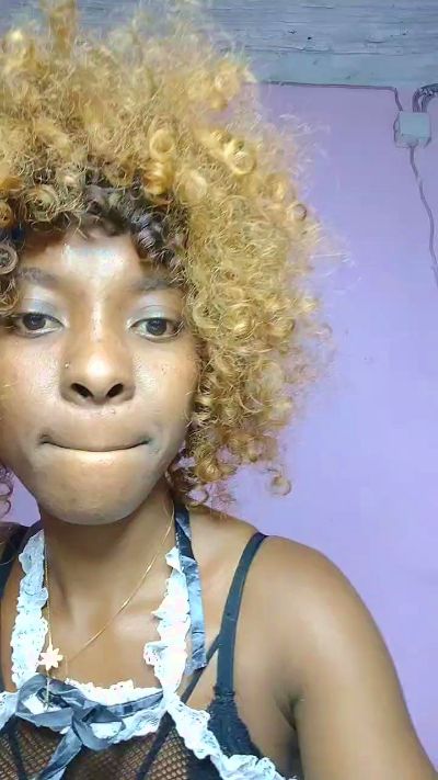 poupexxx live cam on Cam4