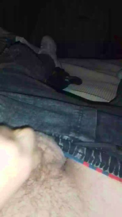 pozzolilucaspo1 live cam on Cam4