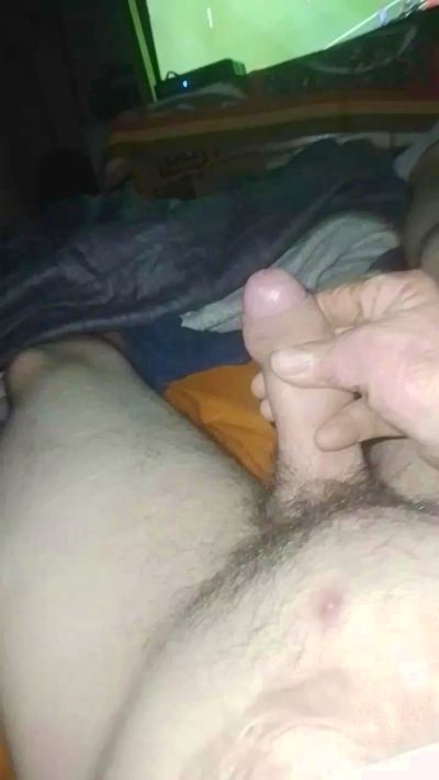 pozzolilucaspo1 live cam on Cam4
