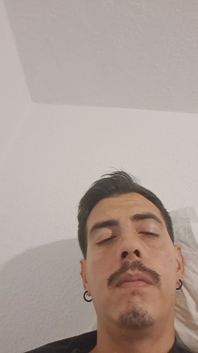 pr1v live cam on Cam4