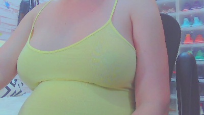 preggy4hire live cam on Cam4