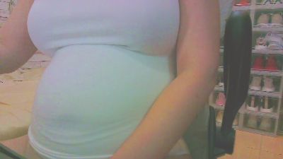 preggy4hire live cam on Cam4