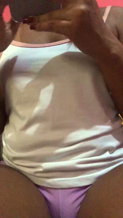 preta003 live cam on Cam4