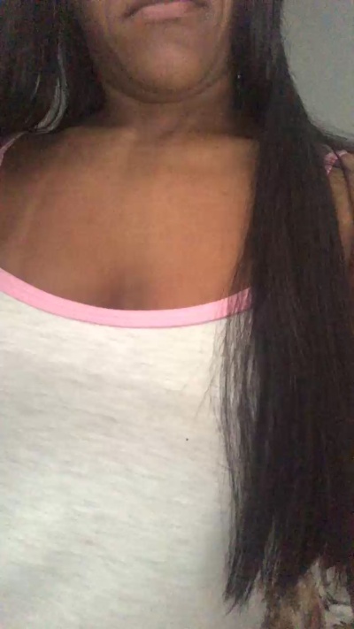 preta003 live cam on Cam4