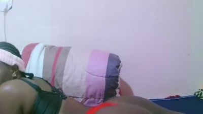 pretty_sonia live cam on Cam4