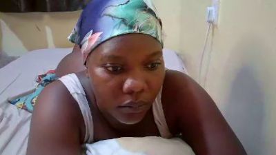 pretty_tiffany live cam on Cam4