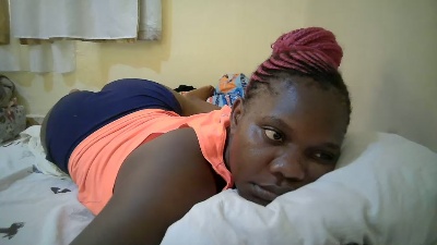 pretty_tiffany live cam on Cam4