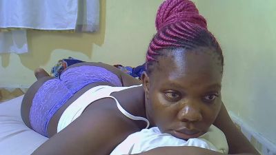 pretty_tiffany live cam on Cam4