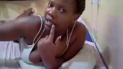 pretty_tiffany live cam on Cam4