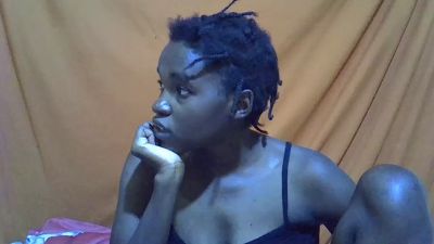princess_scovia live cam on Cam4