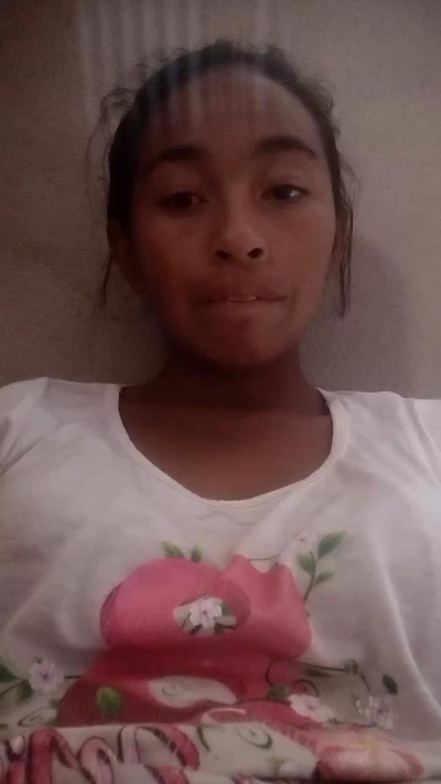 prisca27 live cam on Cam4