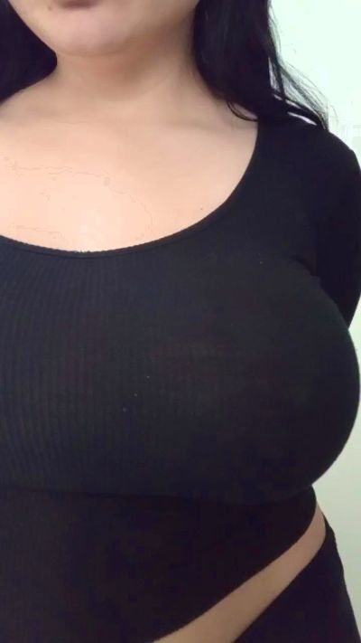 priscilaxxx3 live cam on Cam4