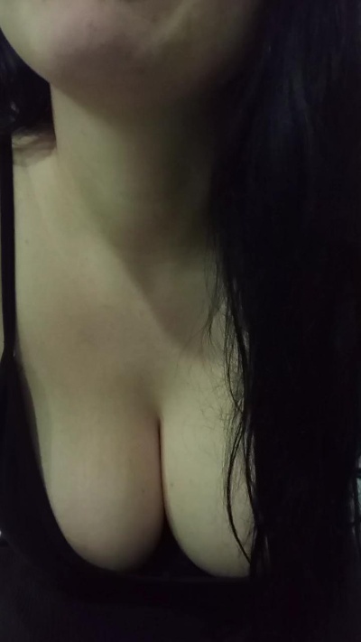 priscilaxxx3 live cam on Cam4
