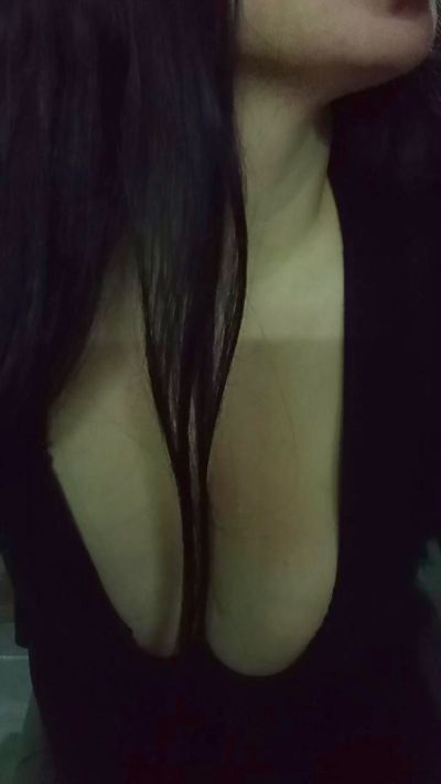 priscilaxxx3 live cam on Cam4