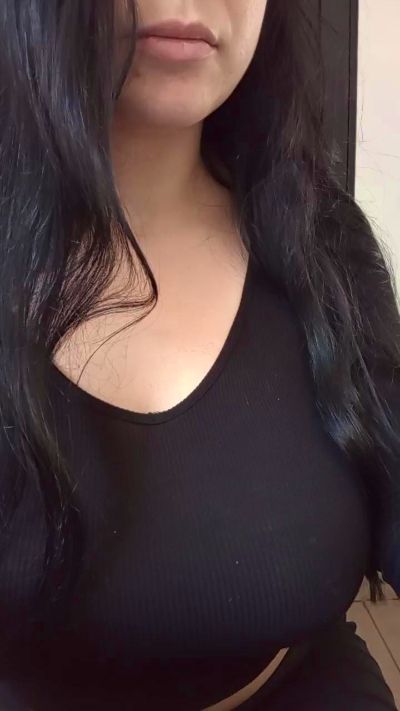 priscilaxxx3 live cam on Cam4