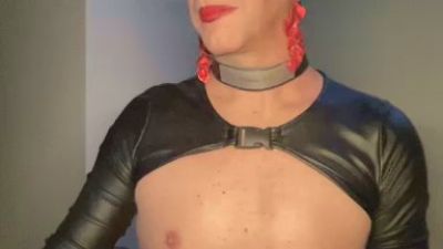 priscillacro live cam on Cam4