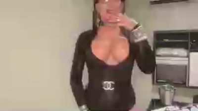 priscillacro live cam on Cam4