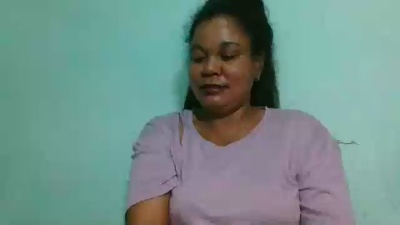 prisllasexy3 live cam on Cam4