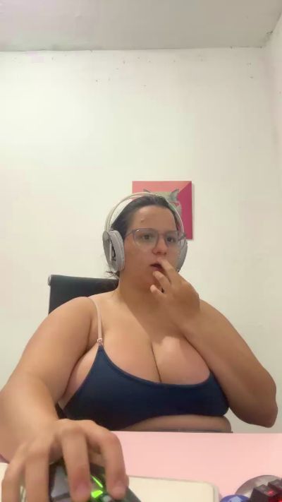 privlysamami webcam