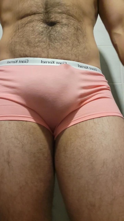 pseudonymee2hot live cam on Cam4