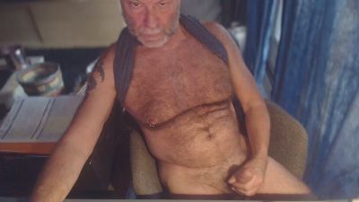 ptibear1 live cam on Cam4