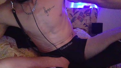 ptiloup_1 live cam on Cam4