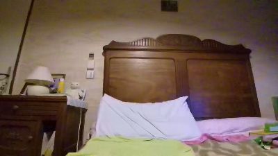 ptitbouboule2 live cam on Cam4