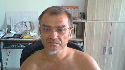 ptitbout69 live cam on Cam4