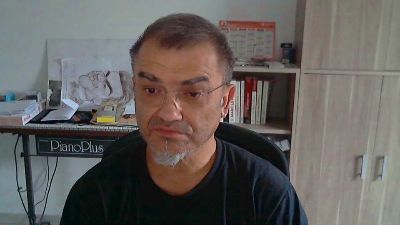 ptitbout69 live cam on Cam4