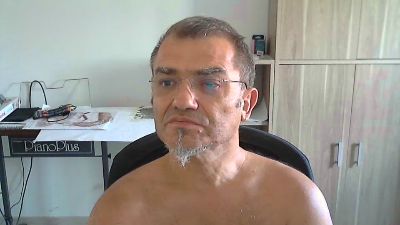 ptitbout69 live cam on Cam4