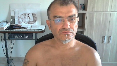 ptitbout69 live cam on Cam4